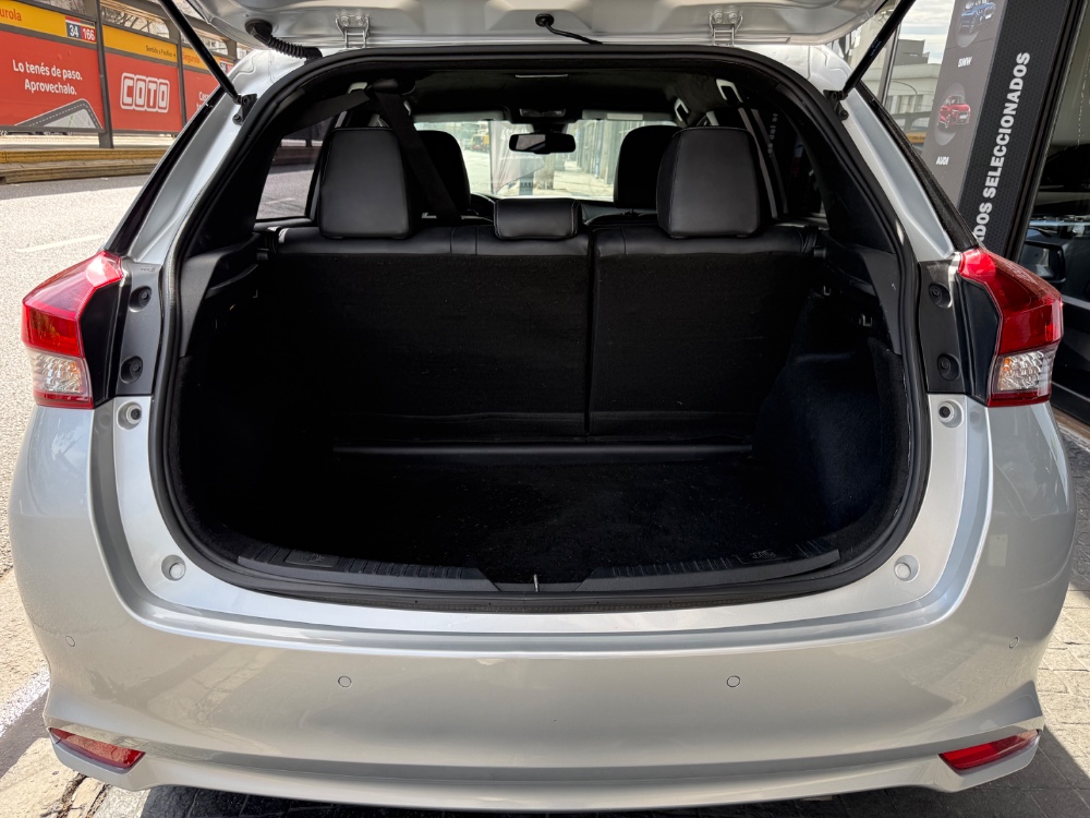 Toyota YARIS 5P 1,5 Xls Pack CVT 2022 — foto 12