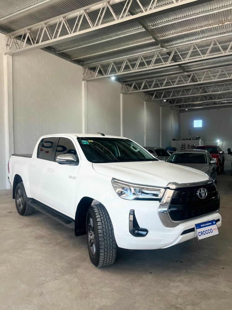 Toyota HILUX PICK - UP SRV 4X2 AT — foto 3