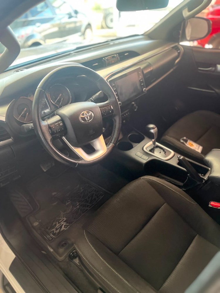 Toyota HILUX PICK - UP SRV 4X2 AT — foto 6