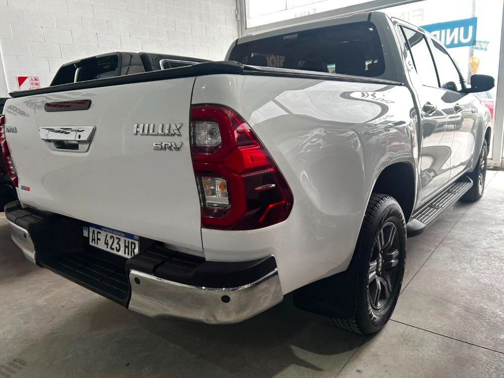 Toyota HILUX PICK - UP SRV 4X2 AT — foto 9
