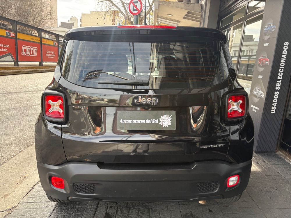 Jeep Renegade 1.8 L Sport — foto 3