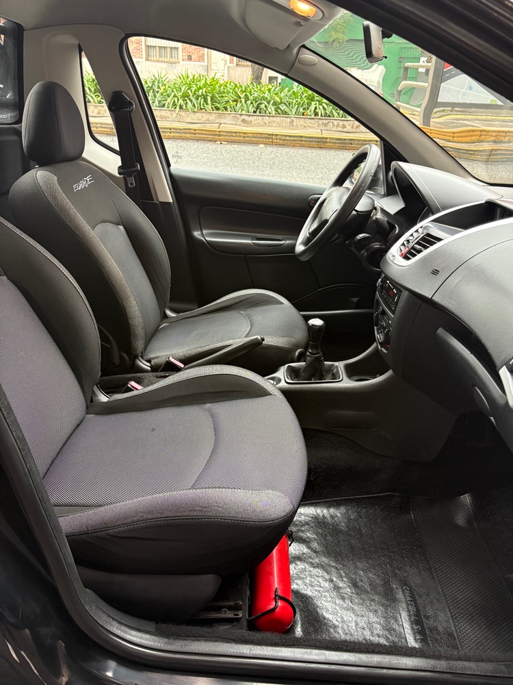Peugeot HOGGAR PICK UP C/S 1,6 Escapade ABS — foto 9