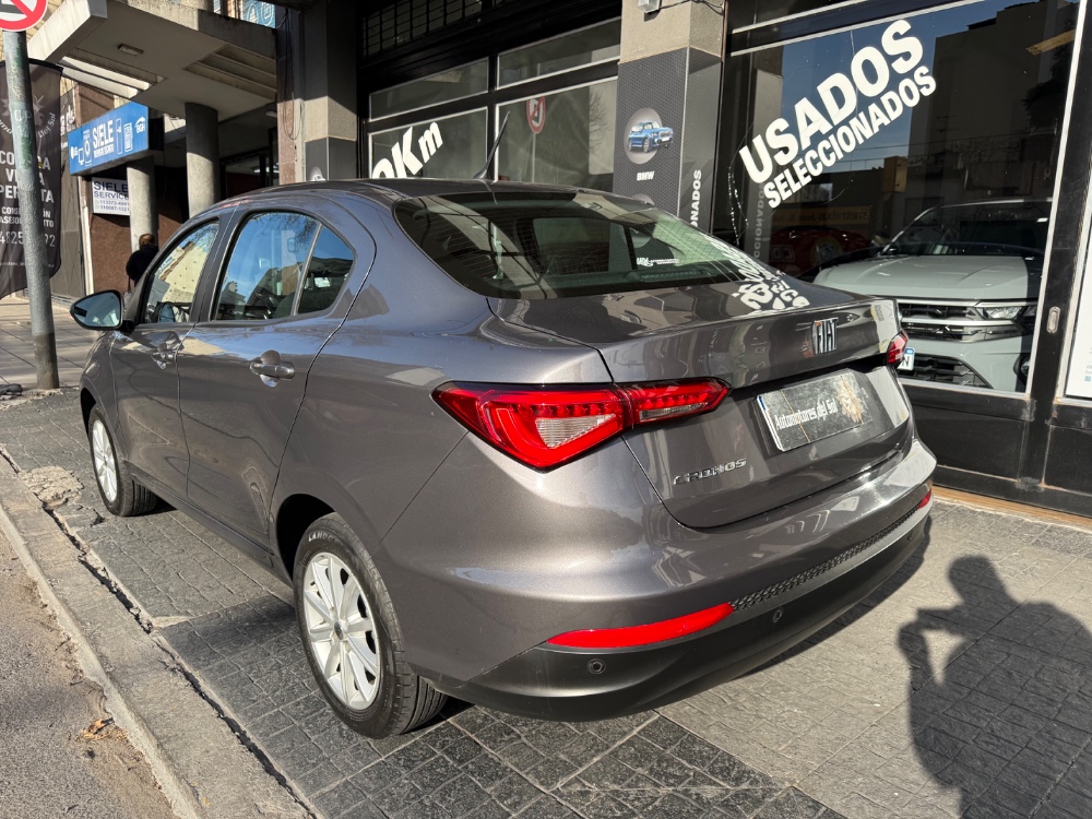 Fiat Cronos 4P 1,3 Like Gse 2023 — foto 5