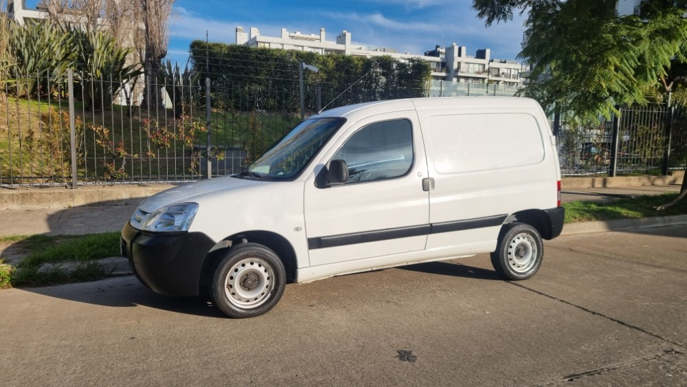 Citroën Berlingo  1.6 Hdi Doble Portón Furgon  — foto 3