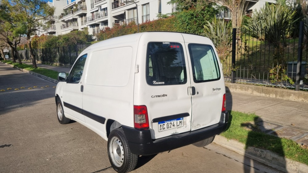 Citroën Berlingo  1.6 Hdi Doble Portón Furgon  — foto 4