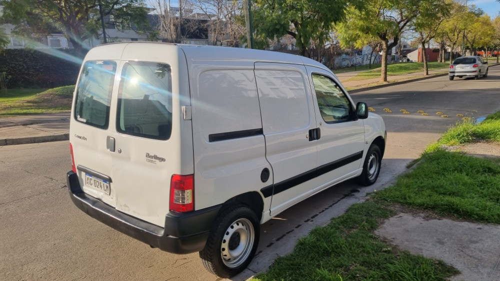 Citroën Berlingo  1.6 Hdi Doble Portón Furgon  — foto 5