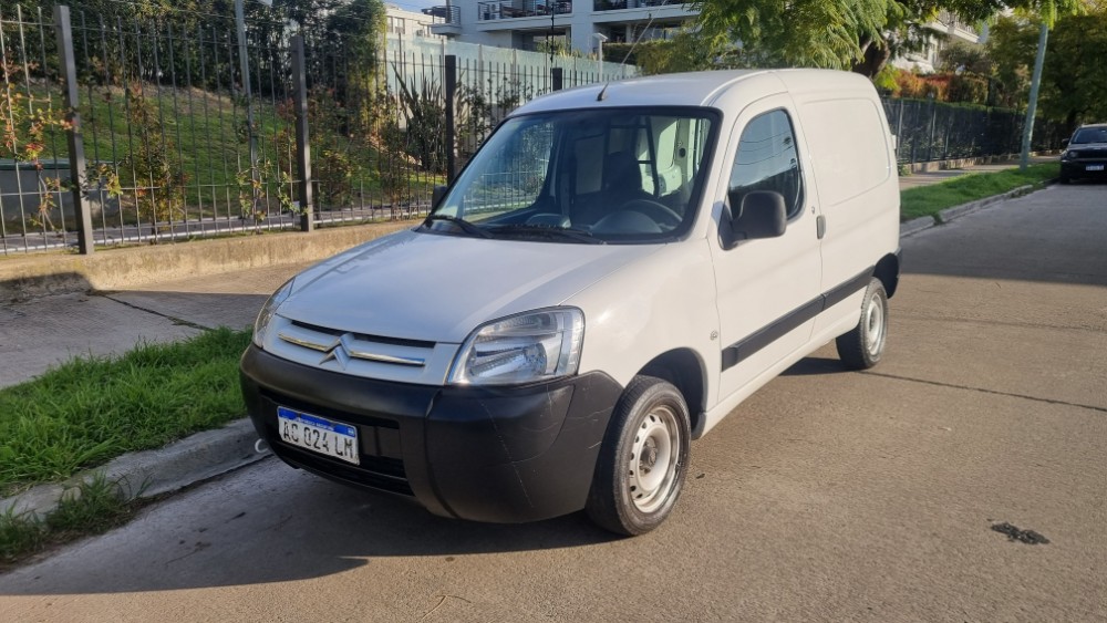 Citroën Berlingo  1.6 Hdi Doble Portón Furgon  — foto 8