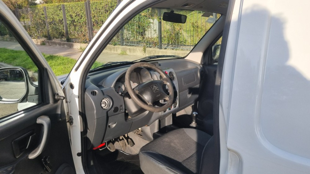 Citroën Berlingo  1.6 Hdi Doble Portón Furgon  — foto 11