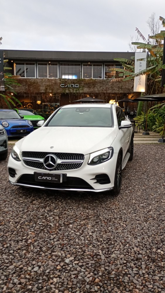 Mercedes-Benz GLC300 AMG Line — foto 6