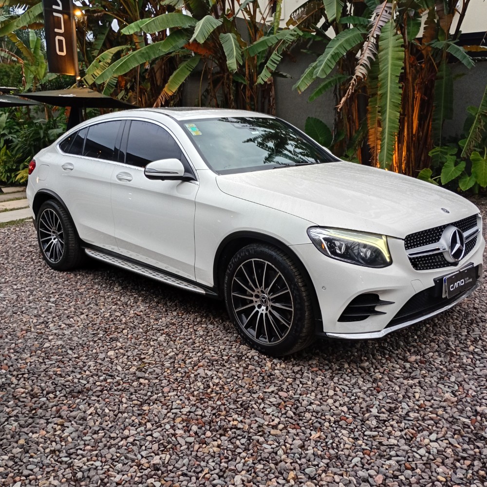 Mercedes-Benz GLC300 AMG Line — foto 10