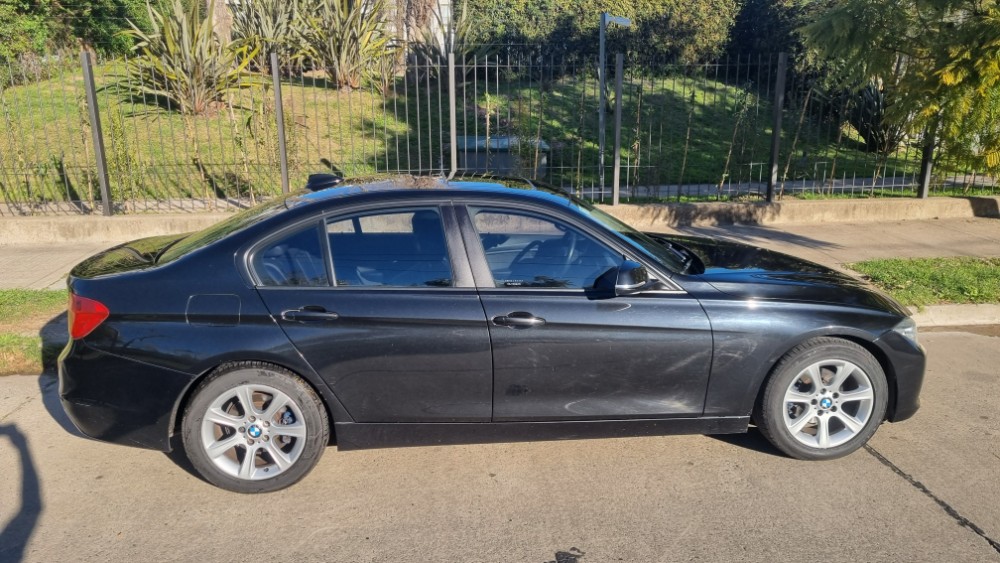 BMW Serie 3 320i — foto 4