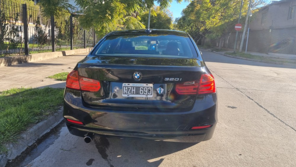 BMW Serie 3 320i — foto 5