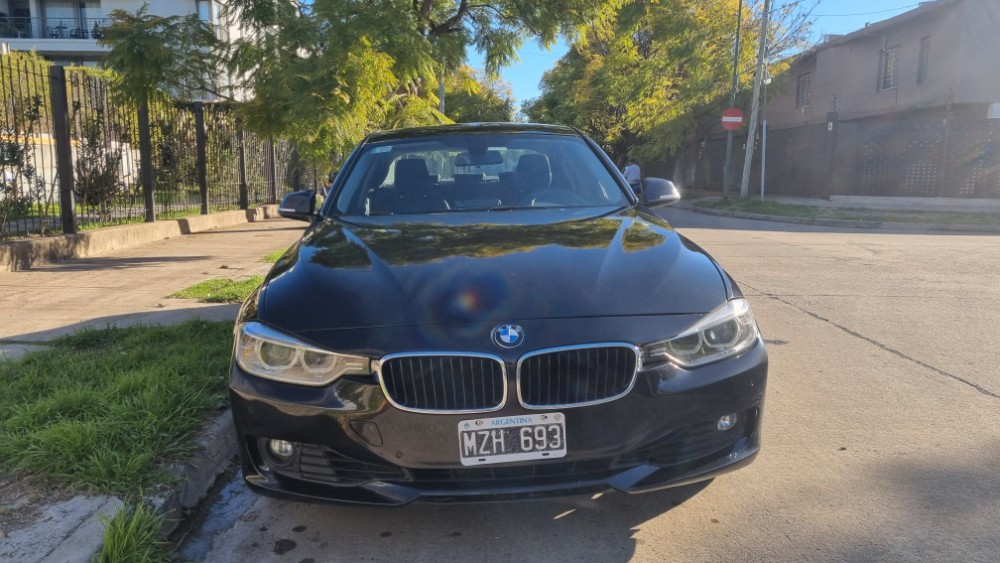 BMW Serie 3 320i — foto 12