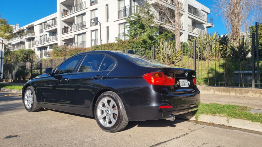 BMW Serie 3 320i — foto 14