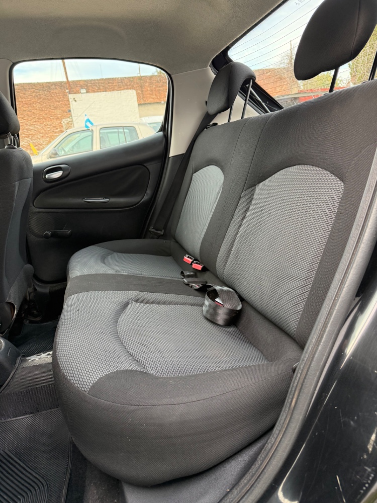 Peugeot 207 Compact Allure — foto 10