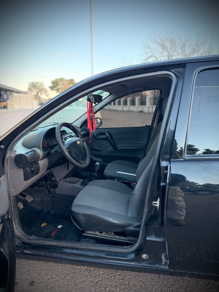 Chevrolet CLASSIC — foto 9