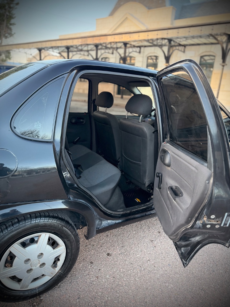 Chevrolet CLASSIC — foto 11