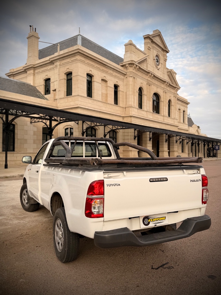 Toyota HILUX CABINA SIMPLE — foto 4