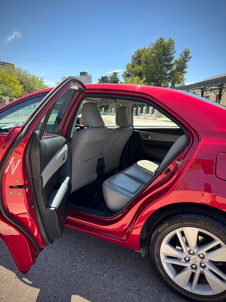 Toyota COROLLA — foto 3