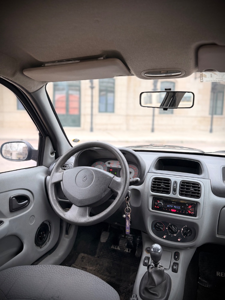Renault CLIO PACK PLUS — foto 5