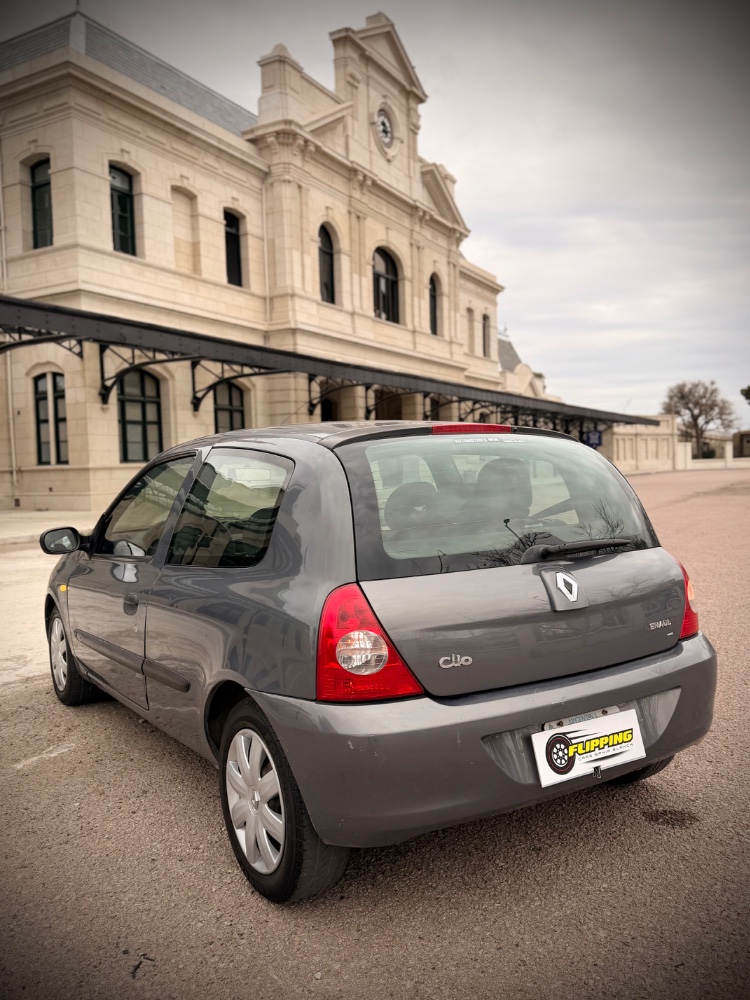 Renault CLIO PACK PLUS — foto 6