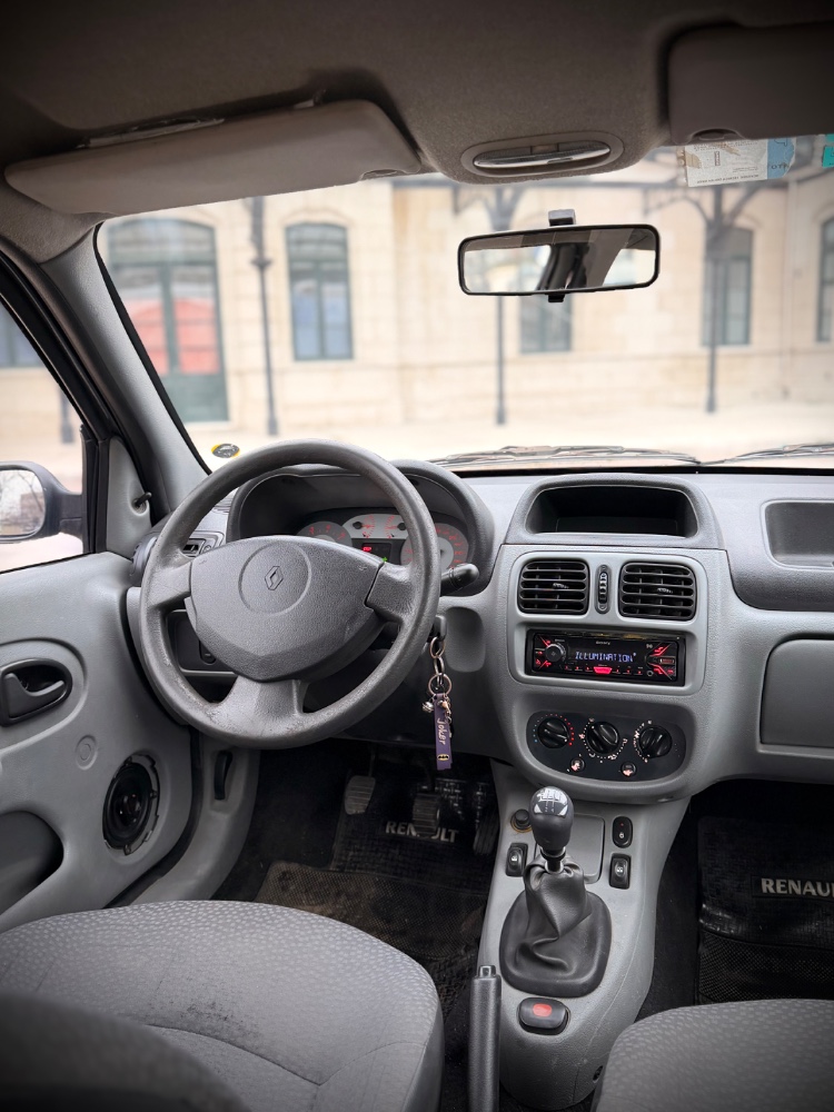 Renault CLIO PACK PLUS — foto 7