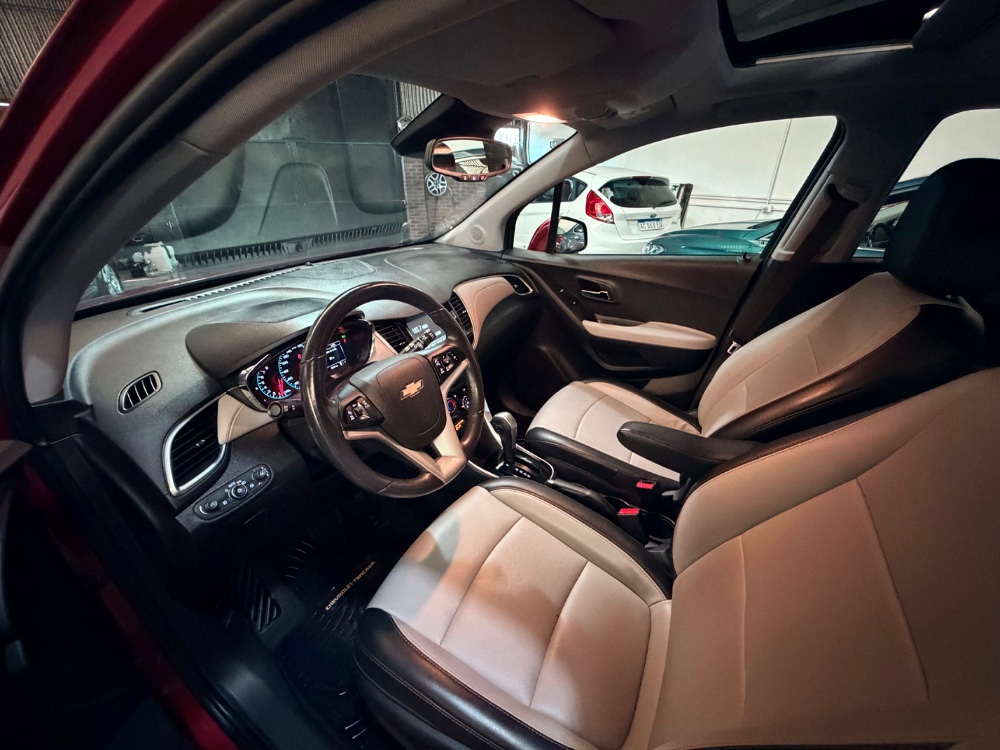 Chevrolet Tracker 1.8 Premier+ AWD At 140cv — foto 7