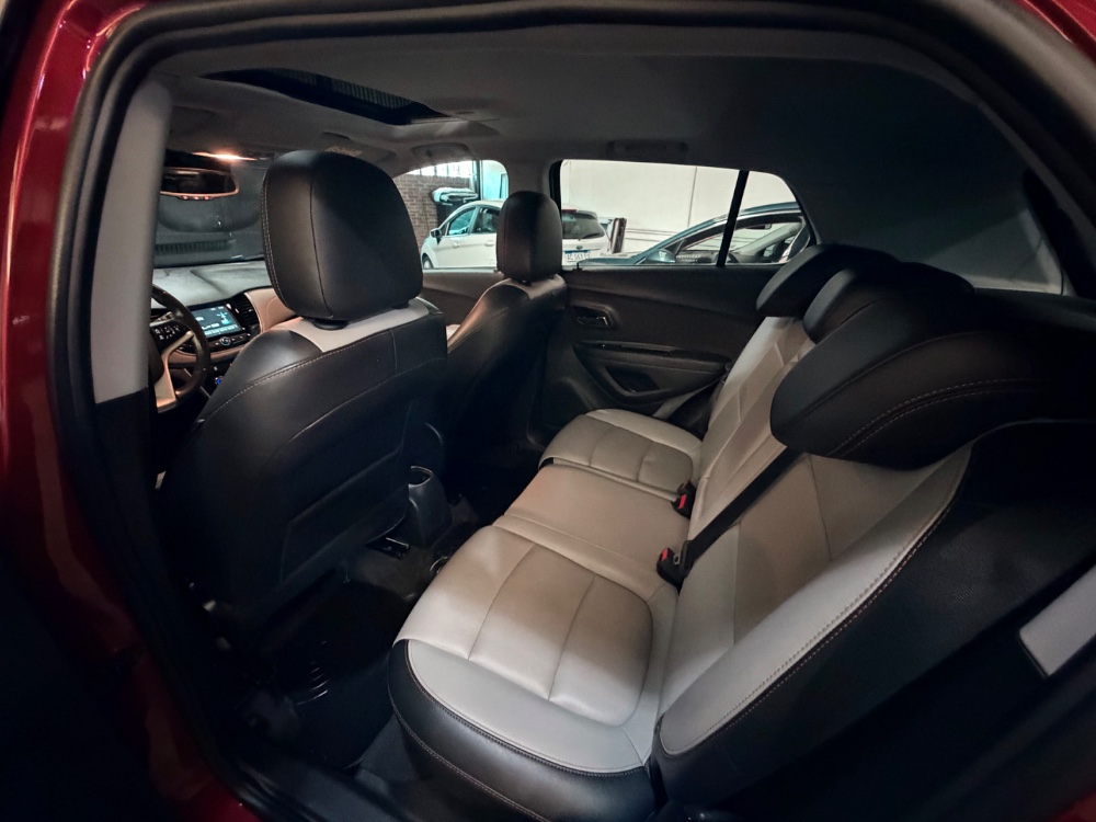 Chevrolet Tracker 1.8 Premier+ AWD At 140cv — foto 9