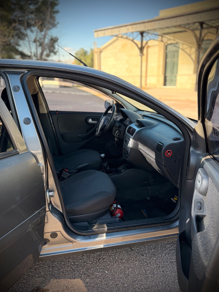 Chevrolet CORSA 2 — foto 3
