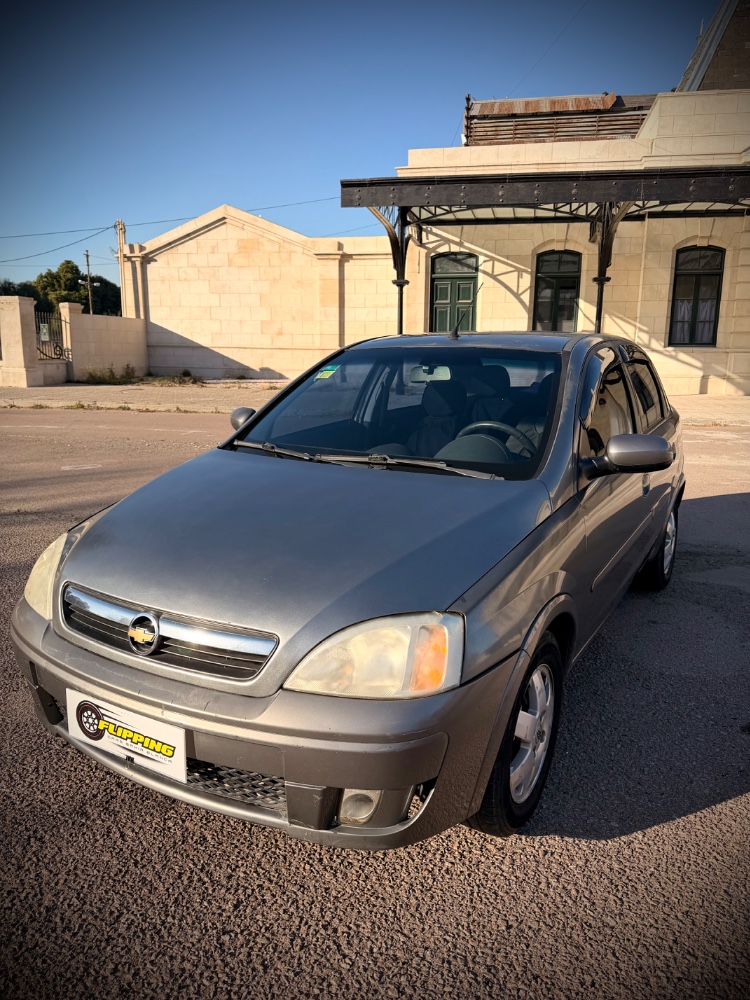 Chevrolet CORSA 2 — foto 9