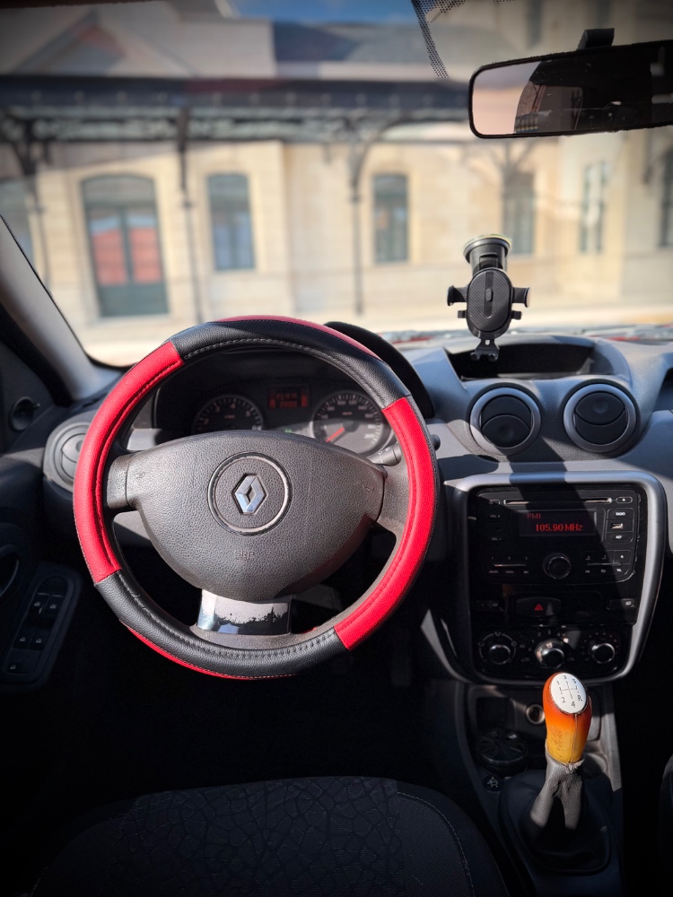 Renault DUSTER — foto 4