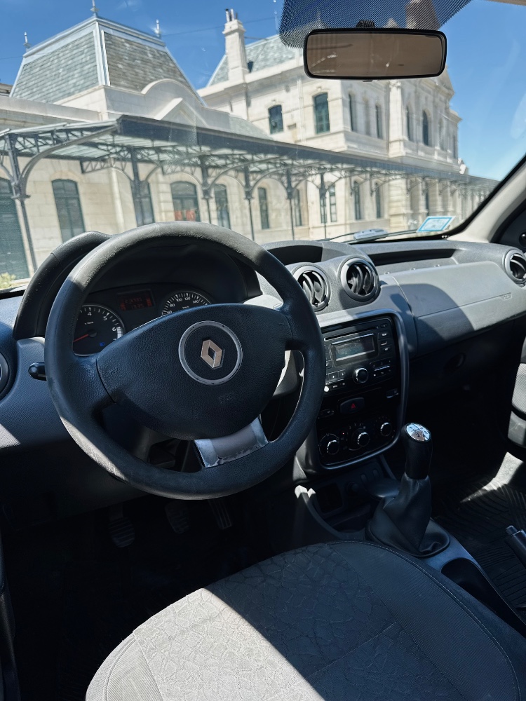 Renault DUSTER — foto 2