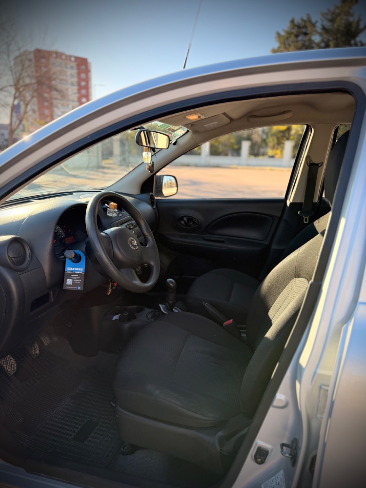 Nissan MARCH — foto 4