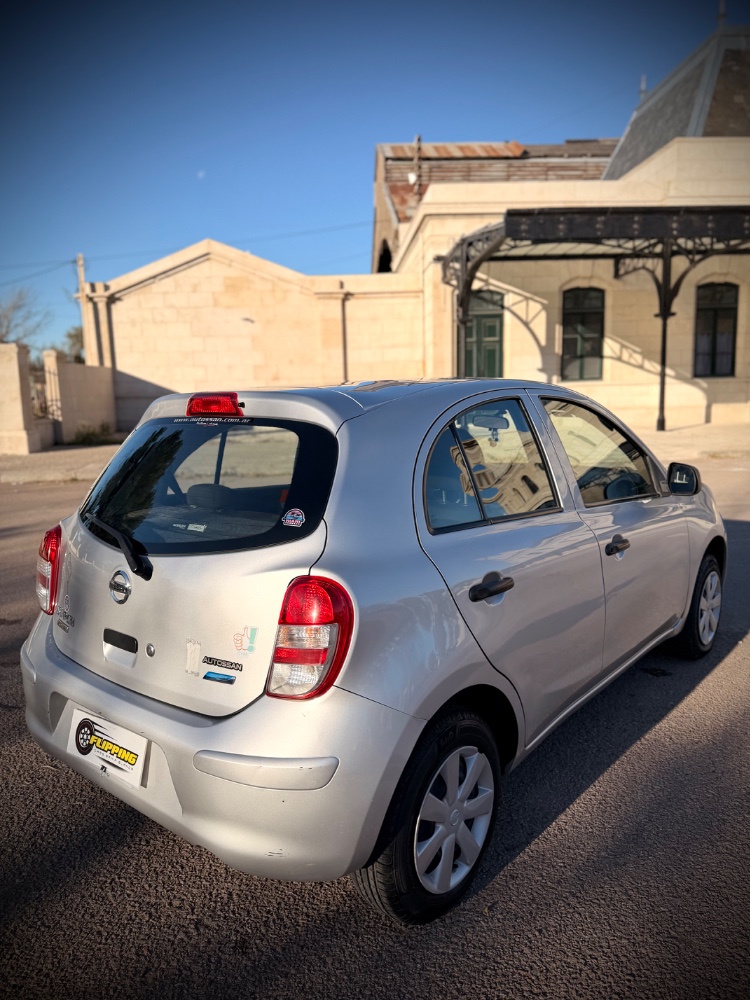Nissan MARCH — foto 8