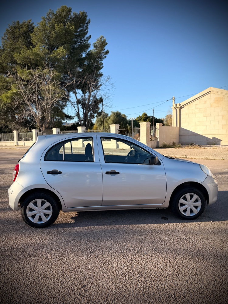 Nissan MARCH — foto 11
