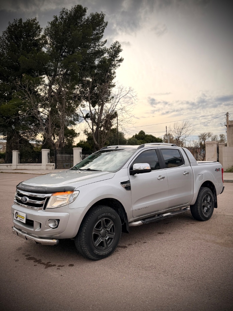 Ford RANGER LIMITED — foto 10