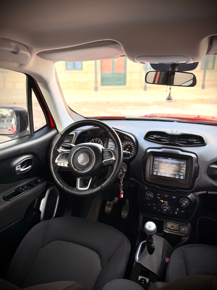 Jeep RENEGADE — foto 3