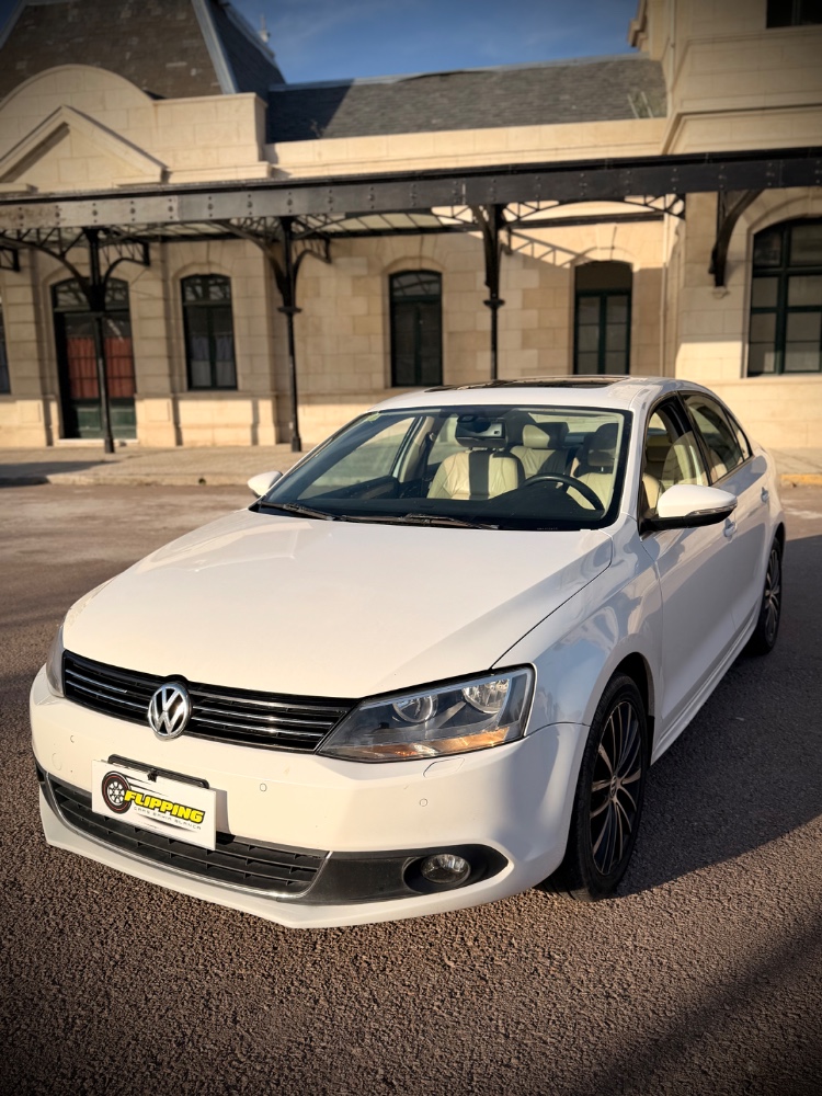 Volkswagen VENTO TSI — foto 8