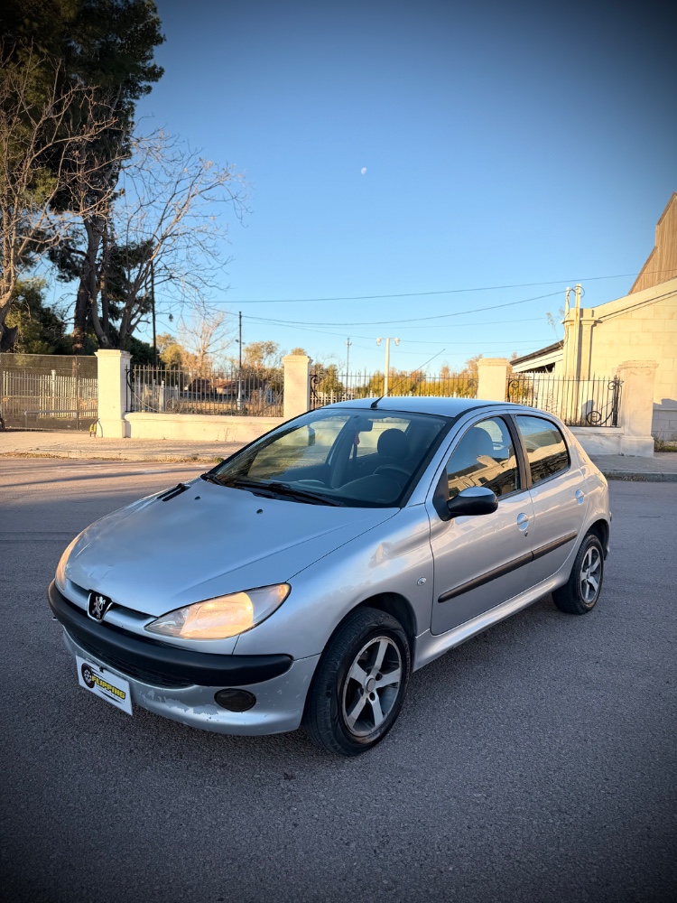 Peugeot 207 COMPACT — foto 11
