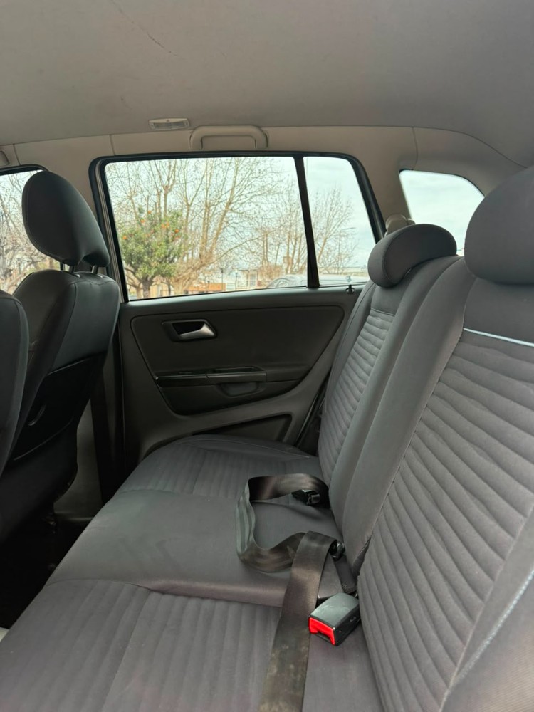 Volkswagen SURAN TRACK — foto 7
