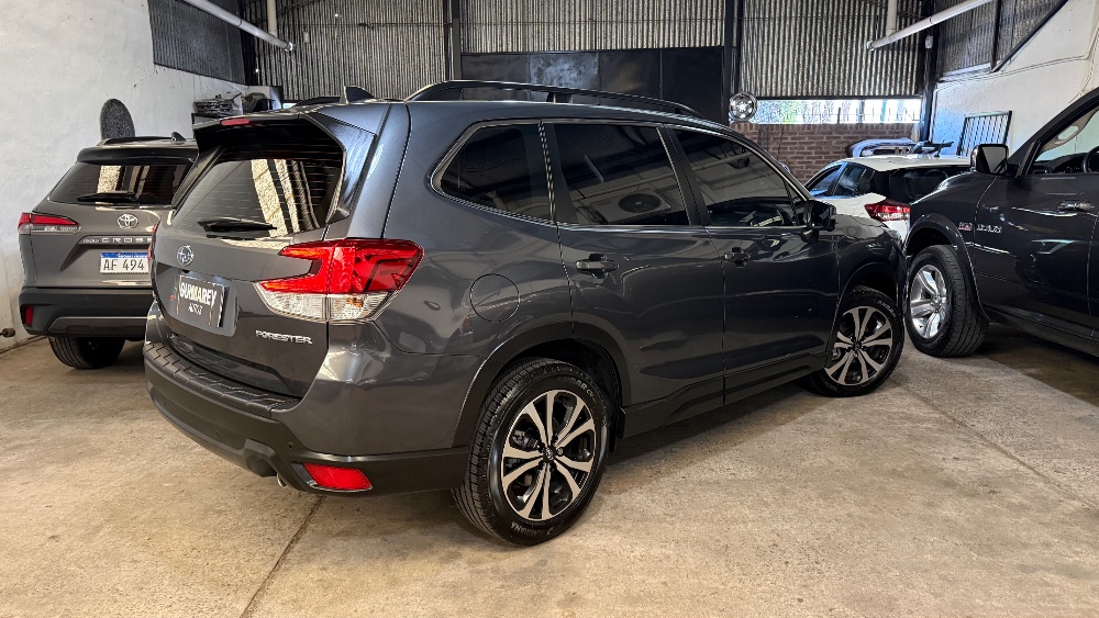 Subaru Forester Dynamic 2.5I ES  — foto 5