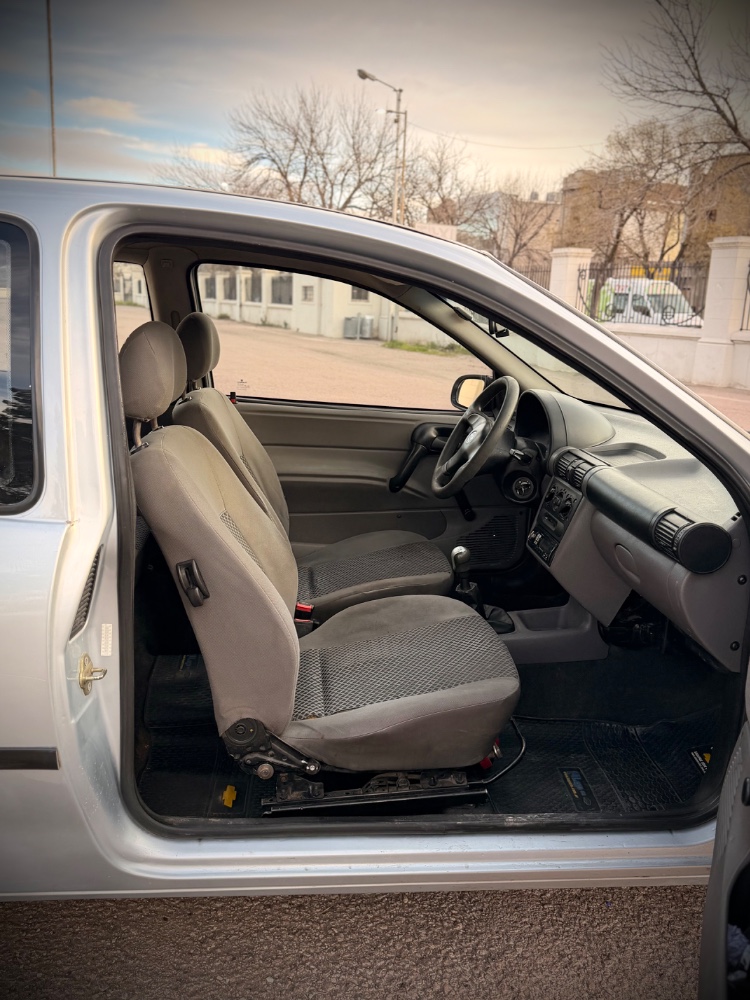Chevrolet CLASSIC LIVE — foto 2