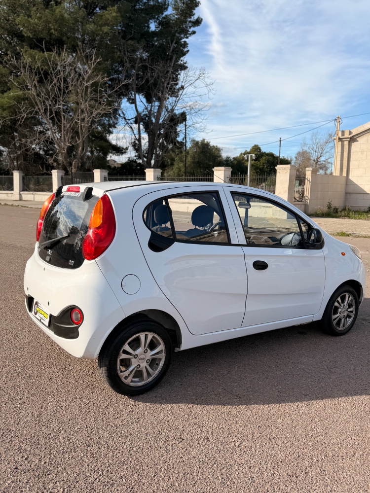Chery QQ 5P 1,1 Comfort — foto 10