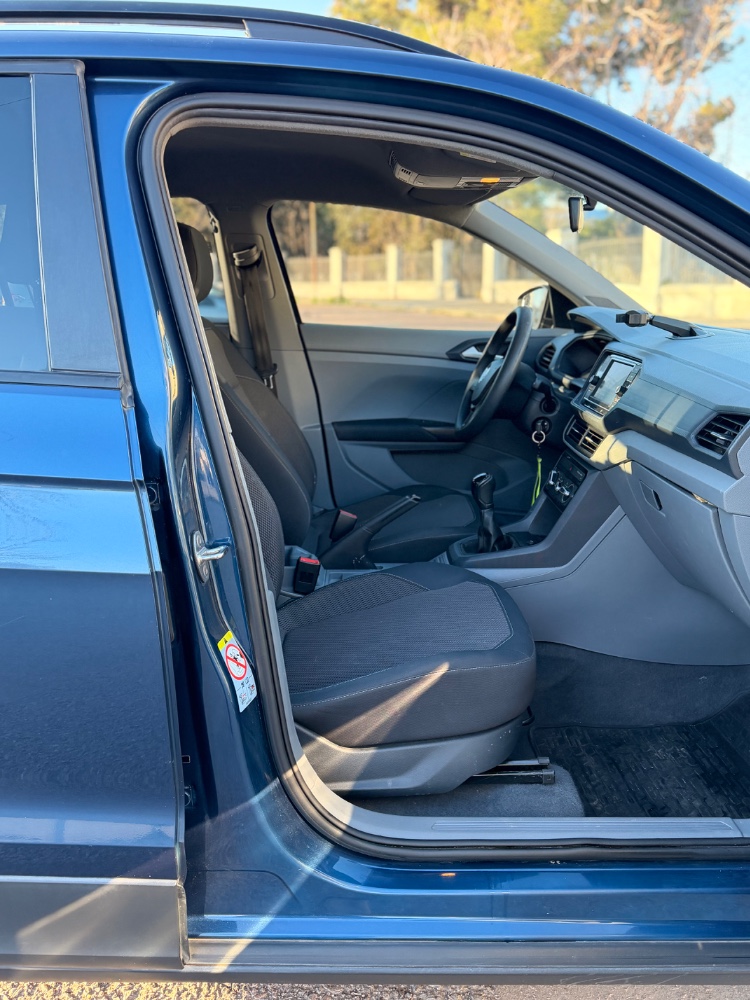 Volkswagen T-CROSS 5P 1,0 TSI 200 Highline 6AT — foto 7