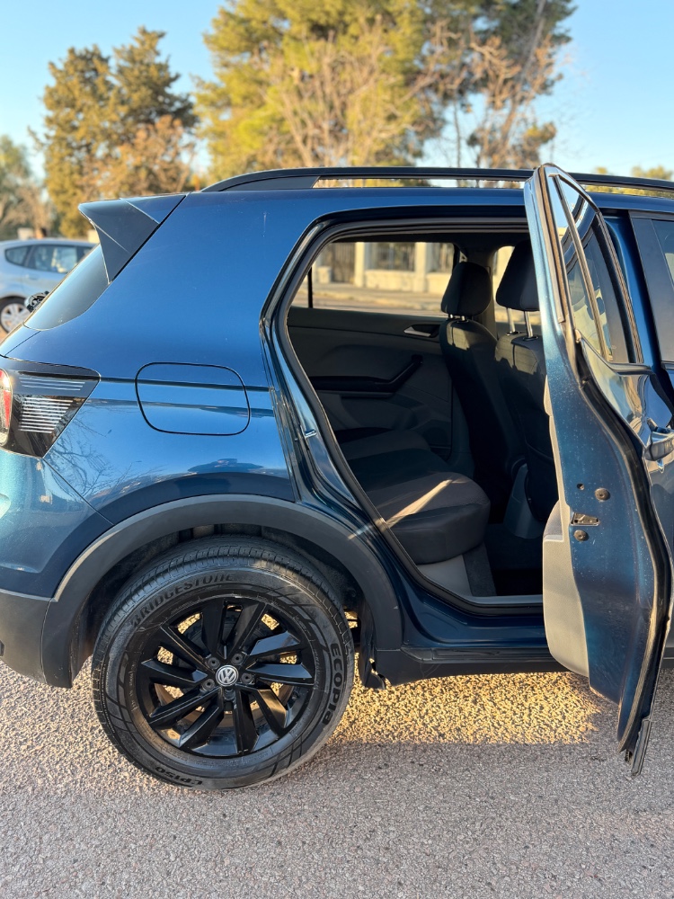 Volkswagen T-CROSS 5P 1,0 TSI 200 Highline 6AT — foto 11