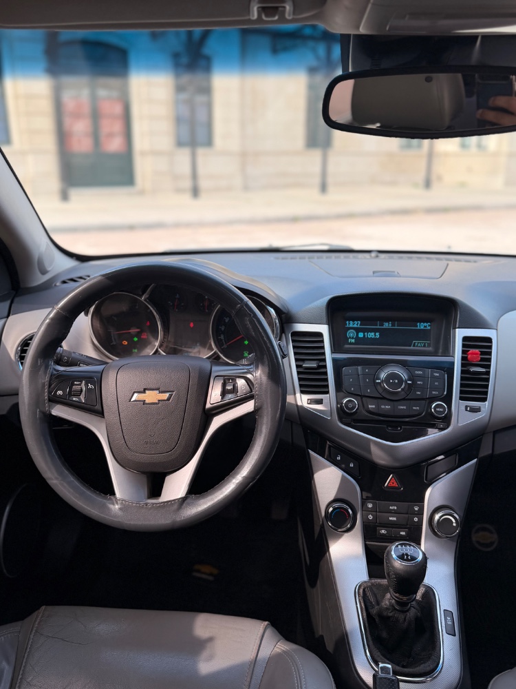 Chevrolet CRUZE 4P 1,4 T Ltz AT — foto 5