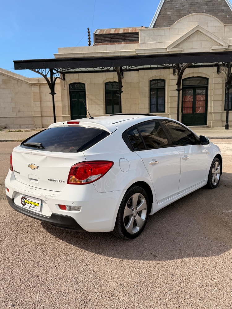 Chevrolet CRUZE 4P 1,4 T Ltz AT — foto 11
