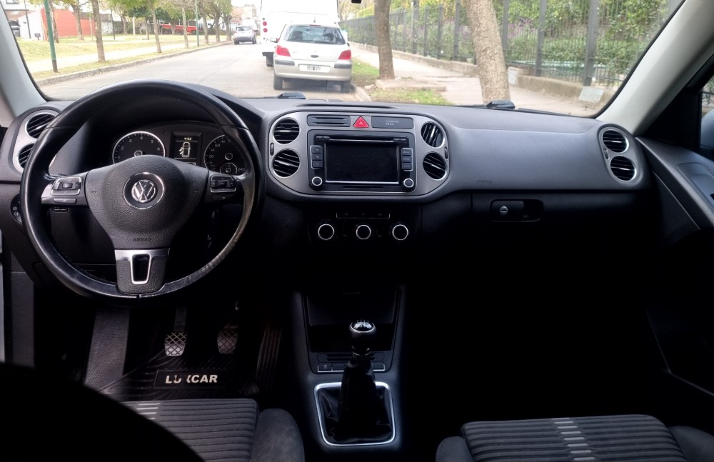 Volkswagen Tiguan Comfortline — foto 12