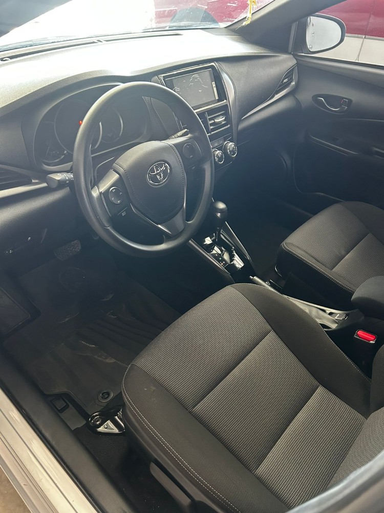 Toyota YARIS XS — foto 5