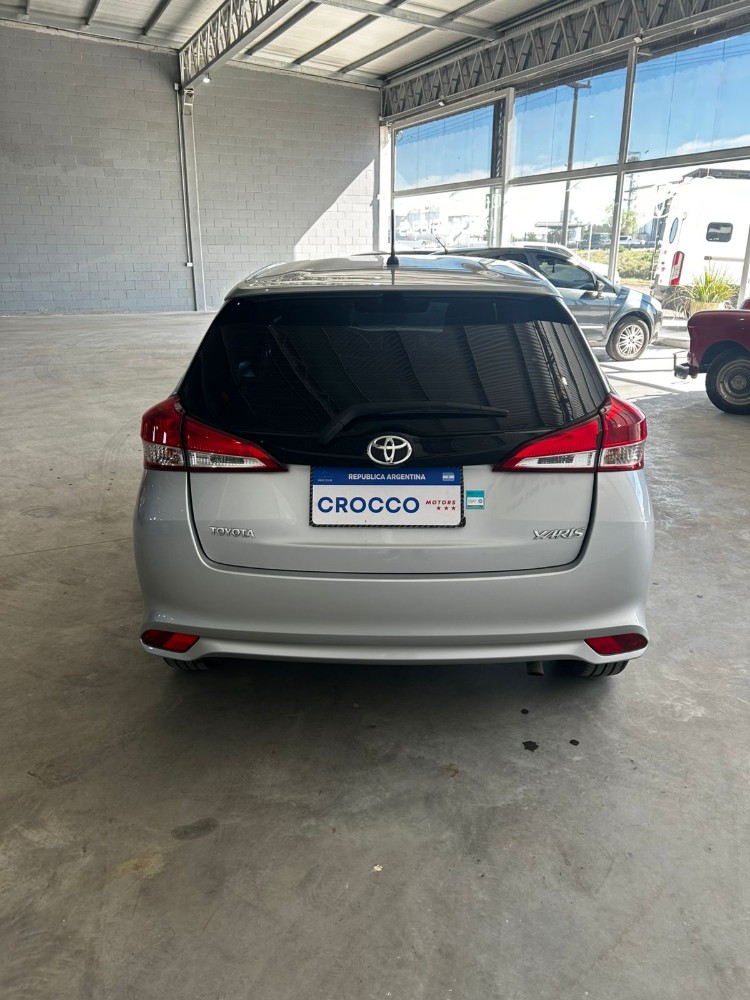 Toyota YARIS XS — foto 7